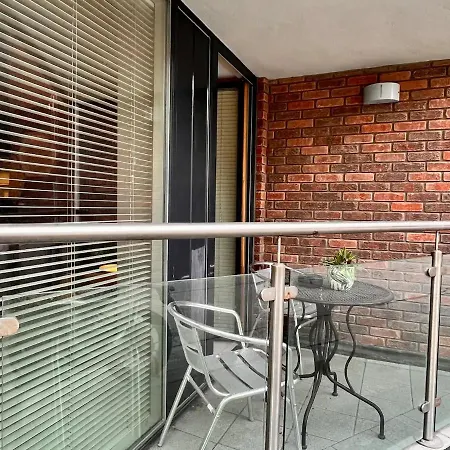 Cosy And Modern In The Heart Of Apartamento *