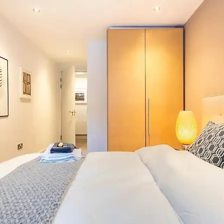 Apartment Cosy And Modern In The Heart Of *
